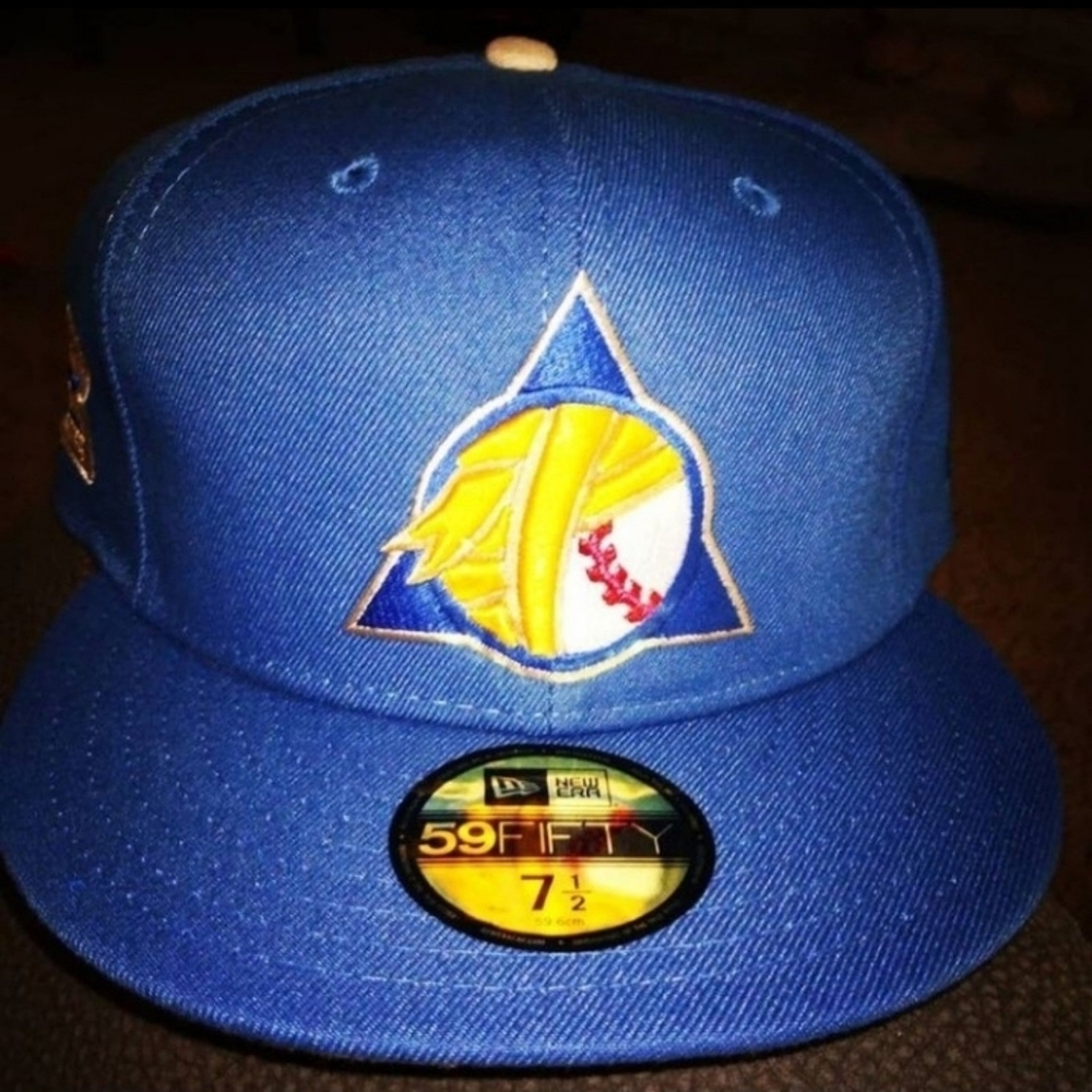 Dionic Hat Club Exclusive Mummy's Fitted